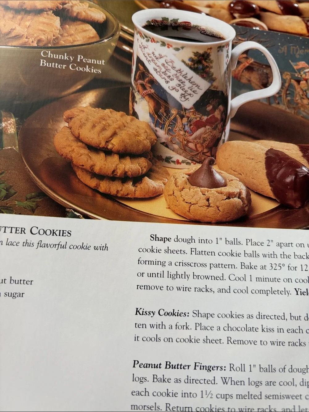Southern Living Holiday Dessert Cover in Red, White, Brown